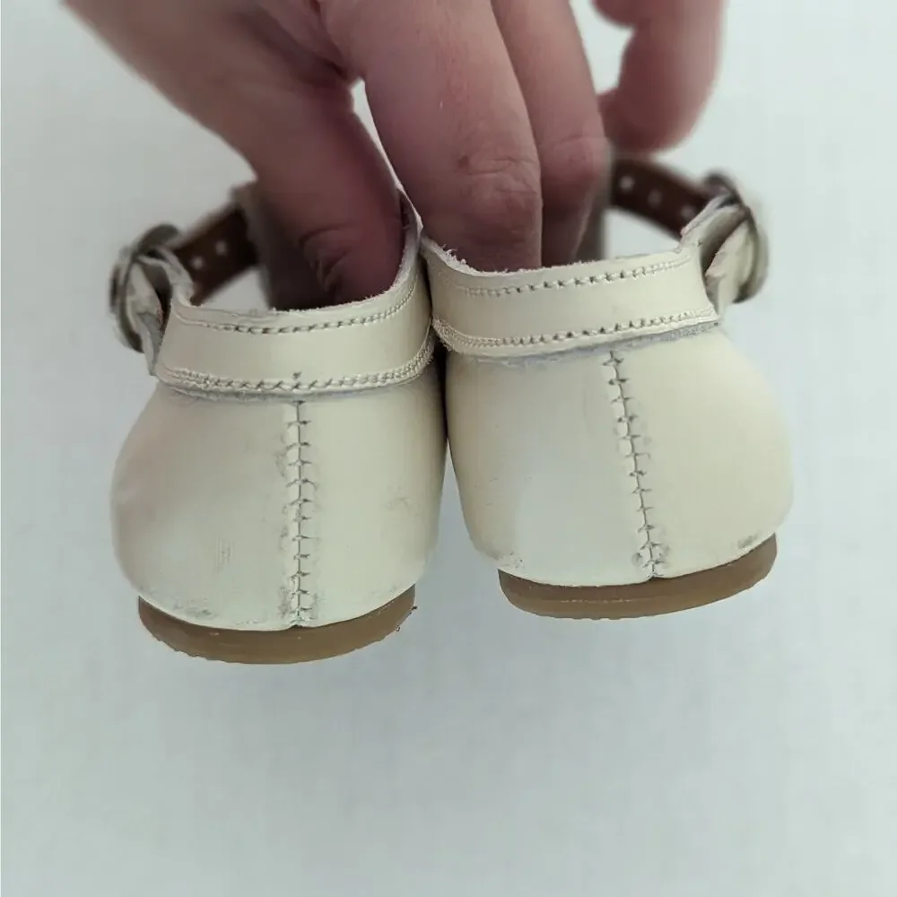 Adelisa & Co. Cream Catarina Mary Jane Size 20/5 Leather Hard Sole Shoes